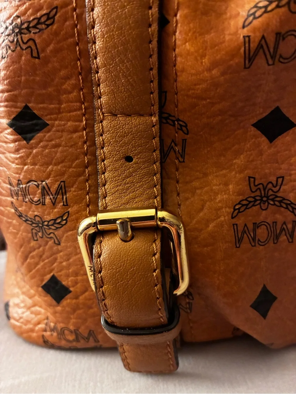 MCM Logo Visetos Pattern Shoulder Hobo Bag Leather Brown Cognac MSRP $1198